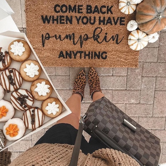 Meet your Posher, Kristie - Picture 1 of 1